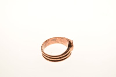 Lot 1 - 9ct gold serpent ring