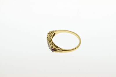 Lot 38 - 18ct gold five-stone ring