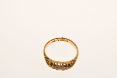 Lot 13 - Edwardian 18ct gold five-stone diamond ring