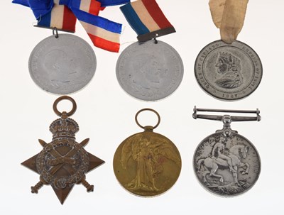 Lot 422 - British First World War medal pair and other medals