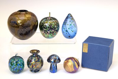 Lot 466 - Isle of Wight Glass - Quantity of paperweights and two small vases