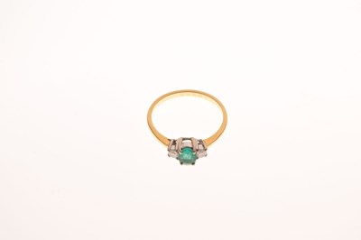 Lot 30 - 18ct gold, emerald and diamond three stone ring