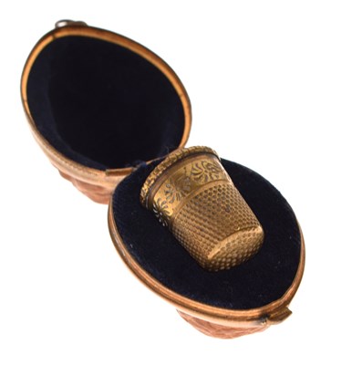 Lot 239 - Victorian brass and walnut-cased thimble