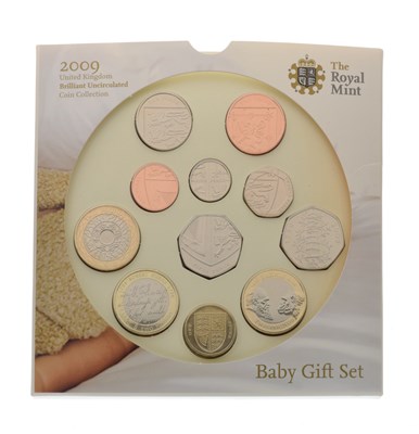 Lot 264 - Royal Mint 2009 Baby's Gift Coin Set including the 2009 Kew Garden 50p