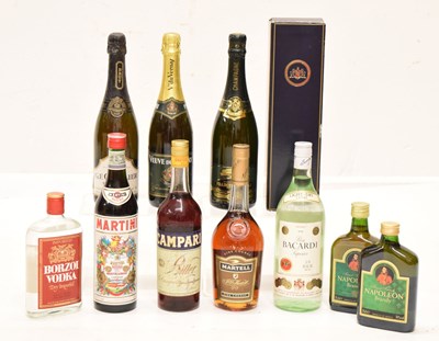 Lot 427 - Quantity of wines and spirits