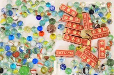 Lot 390 - Mixed quantity of 'Dazzlers' and other marbles