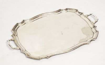 Lot 646 - Silver plated twin handled piecrust tray