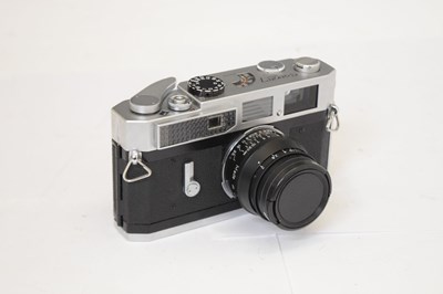 Lot 339 - Canon Model 7 camera with Jupiter-8 Hoya 40.5mm lens