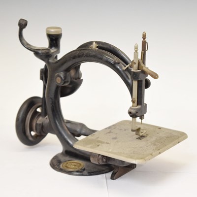 Lot 322 - Willcox & Gibbs sewing machine