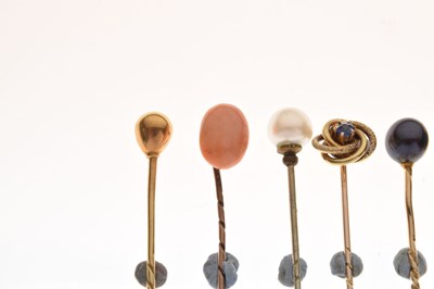 Lot 93 - Seven various stick pins