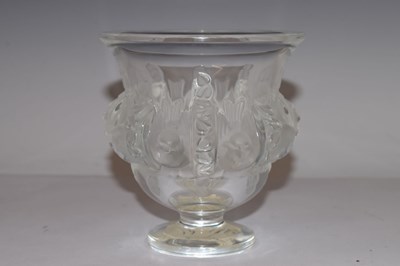 Lot 409 - Lalique Cristal pedestal vase