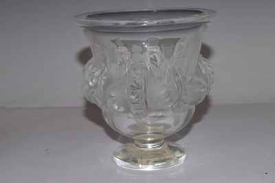 Lot 409 - Lalique Cristal pedestal vase