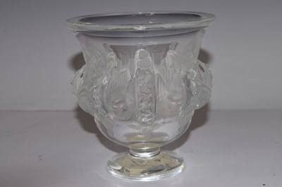 Lot 409 - Lalique Cristal pedestal vase