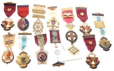 Lot 287 - Group of Masonic jewels