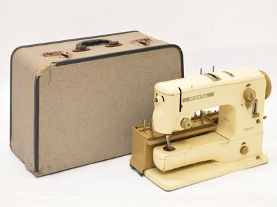 Lot 640 - 1960s Bernina 530-2 sewing machine