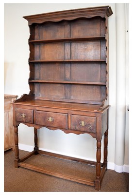 Lot 497 - Oak dresser