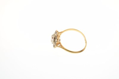 Lot 72 - Yellow metal cluster ring