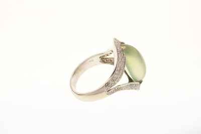 Lot 13 - Diamond and gemstone dress ring