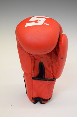 Lot 358 - Ricky Hatton/Floyd Mayweather signed boxing glove