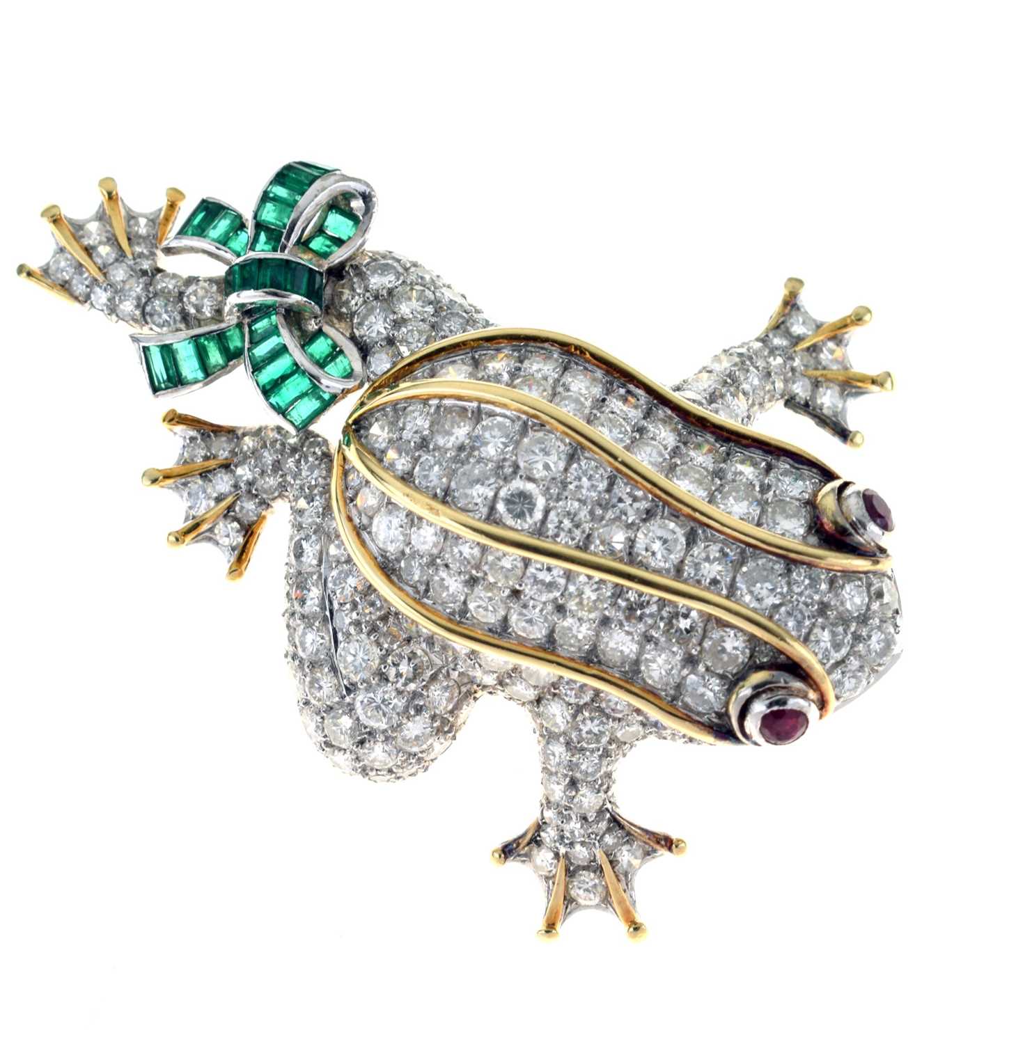 Lot 16 - Diamond, ruby and emerald set frog brooch