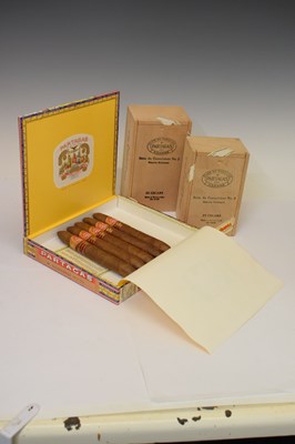 Lot 732 - Partagas Salomones, Partagas Connaisseur No.2 and No.3 Habana Cigars