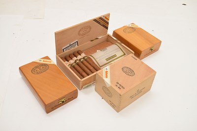 Lot 736 - Jose Gener - Hoyo de Monterrey, Regalos and La Gloria  - Medaille d'Or No.3 and No.4