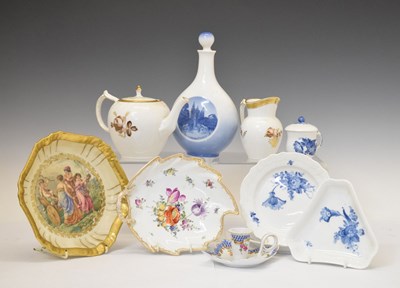 Lot 440 - Small collection of Royal Copenhagen porcelain teawares, etc.