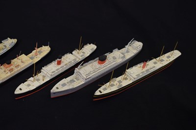 Lot 305 - Group of model ocean liners/ cruise ships