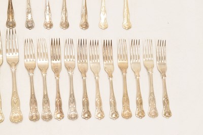 Lot 716 - Quantity of Kings pattern silver plated cutlery
