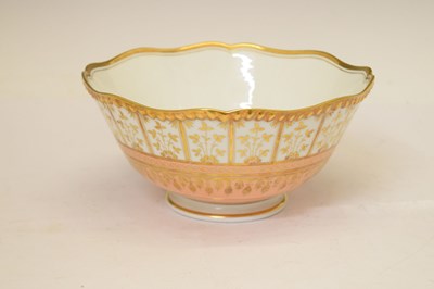 Lot 440 - Flight, Barr & Barr (attr.) slop bowl and two plates