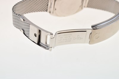 Lot 81 - Omega Geneve - Gentleman's Chronostop manual wind wristwatch
