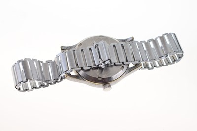 Lot 84 - Vertex - World War II military issue 'Dirty Dozen' wristwatch