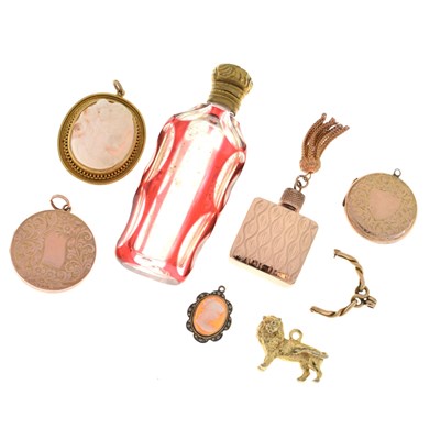 Lot 127 - Quantity of gold and other jewellery, etc