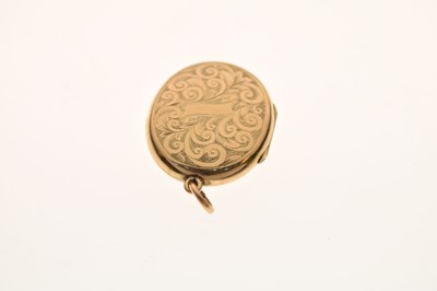 Lot 53 - 9ct gold oval locket