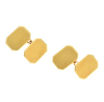 Lot 122 - Pair of 18ct gold cufflinks