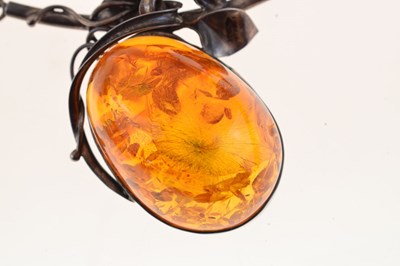 Lot 68 - Polish amber silver necklace