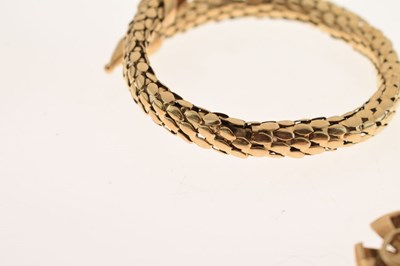 Lot 92 - Coiled serpent bangle