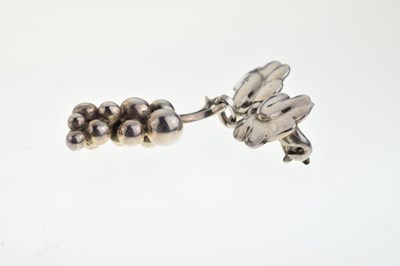 Lot 187 - Georg Jensen grapes silver brooch No.217A