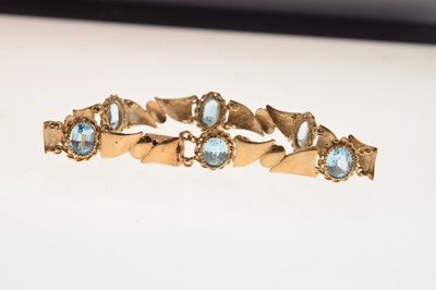 Lot 85 - 9ct gold bracelet