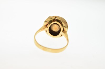 Lot 16 - Cultured pearl single stone ring