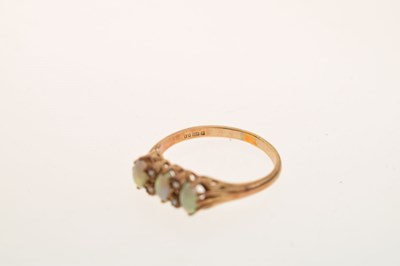Lot 17 - 9ct gold, opal and diamond ring