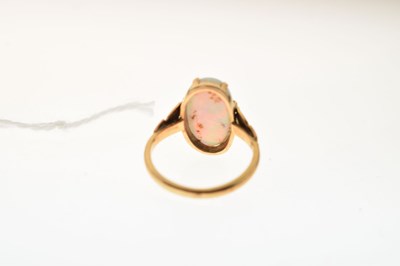 Lot 18 - Opal single stone ring