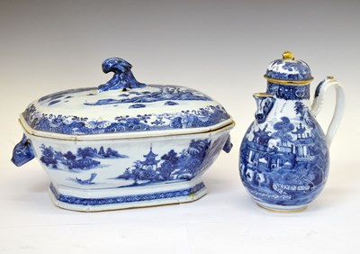 Lot 439 - 18th century Chinese export tureen and coffee pot