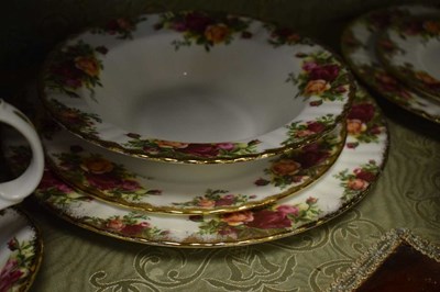 Lot 468 - Large quantity of Royal Albert 'Old Country Roses'
