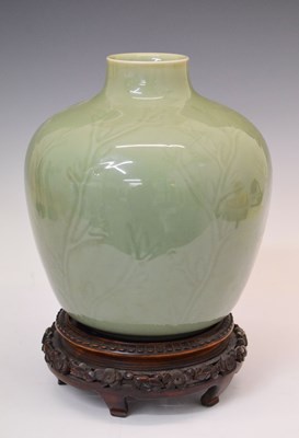 Lot 660 - Gerd Bogelund for Royal Copenhagen (20th Century) celadon glazed vase