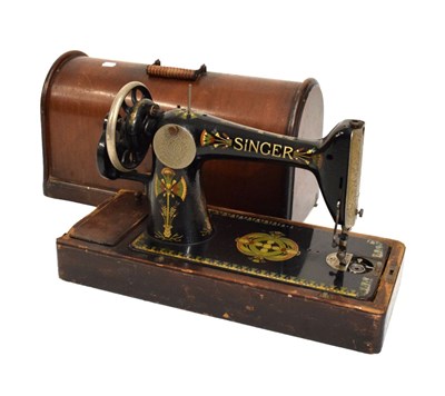 Lot 514 - Cased Singer sewing machine