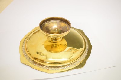 Lot 56 - George V 9ct gold pedestal dish, 255g