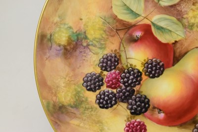 Lot 423 - Royal Worcester - Fruit decorated serving plate