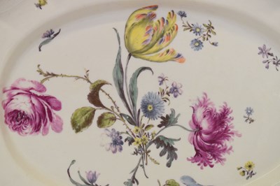 Lot 434 - Meissen porcelain serpentine plate/stand