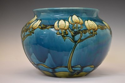 Lot 416 - Minton jardinière